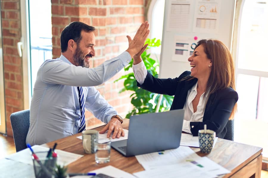 Pautas de referencia business consultant Referral Guidelines