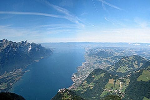 Cartão de transporte gratuito/atualização Geneva region aerial
